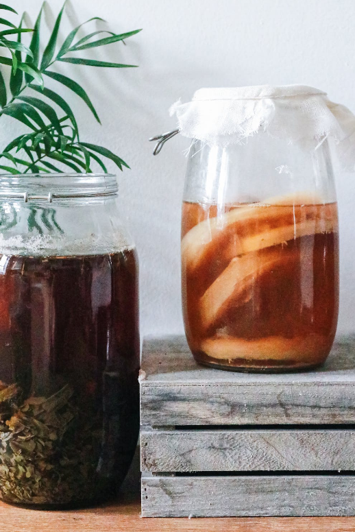 Unveiling the Refreshing World of Kombucha: Exploring its Extraordinary Benefits