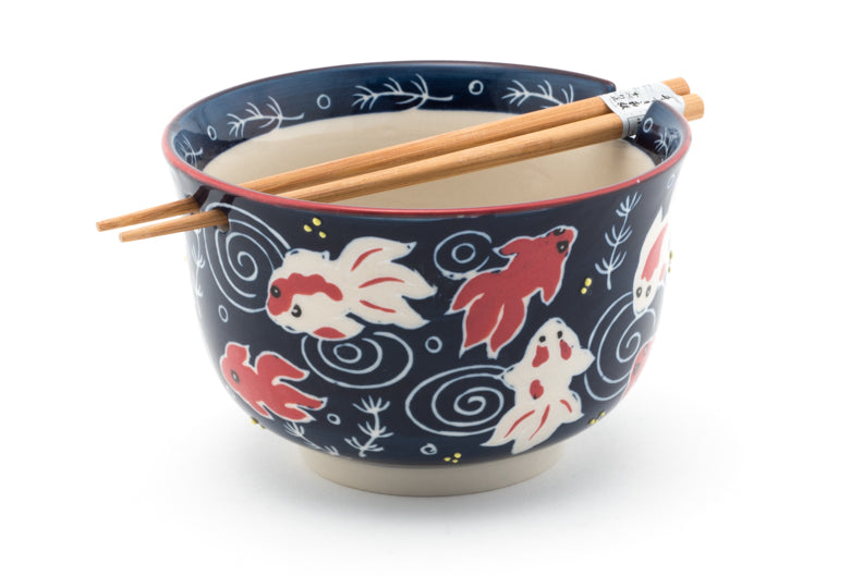 Pecera de cola de milano con palillos