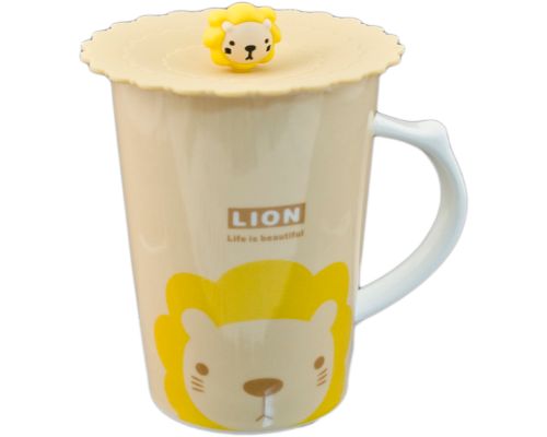 Taza Character con asa y tapa de silicona