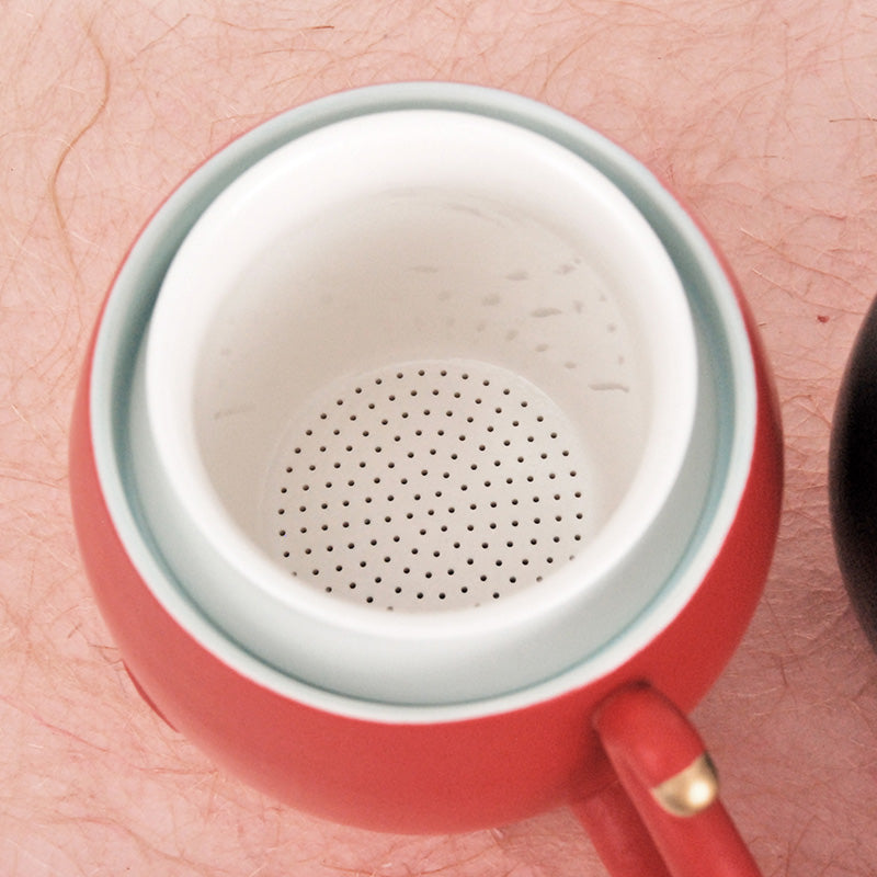 Red cat mug with infuser