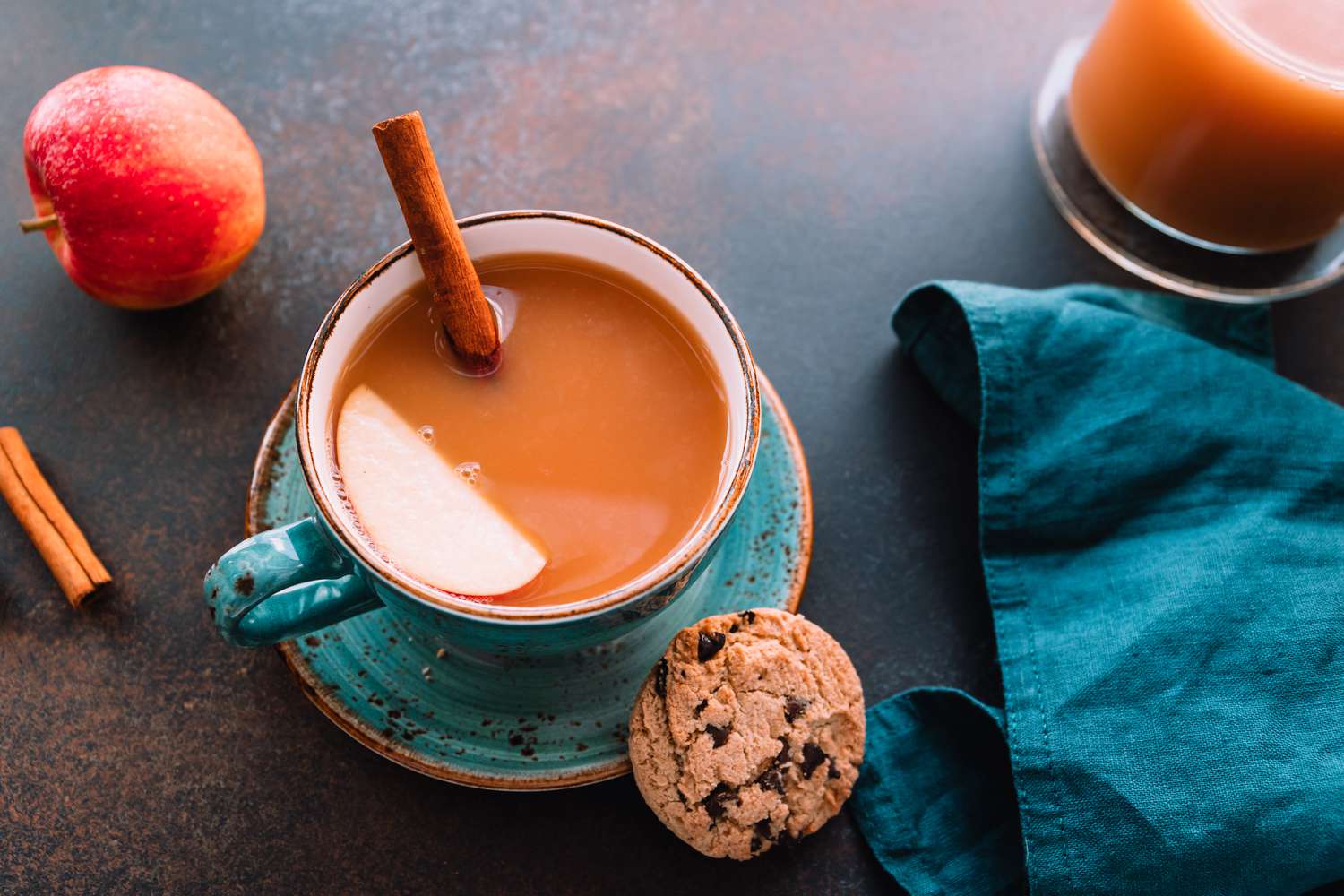 Cozy Up With Our Autumn Special -- Apple Masala Chaider Is The Tea Of The Season