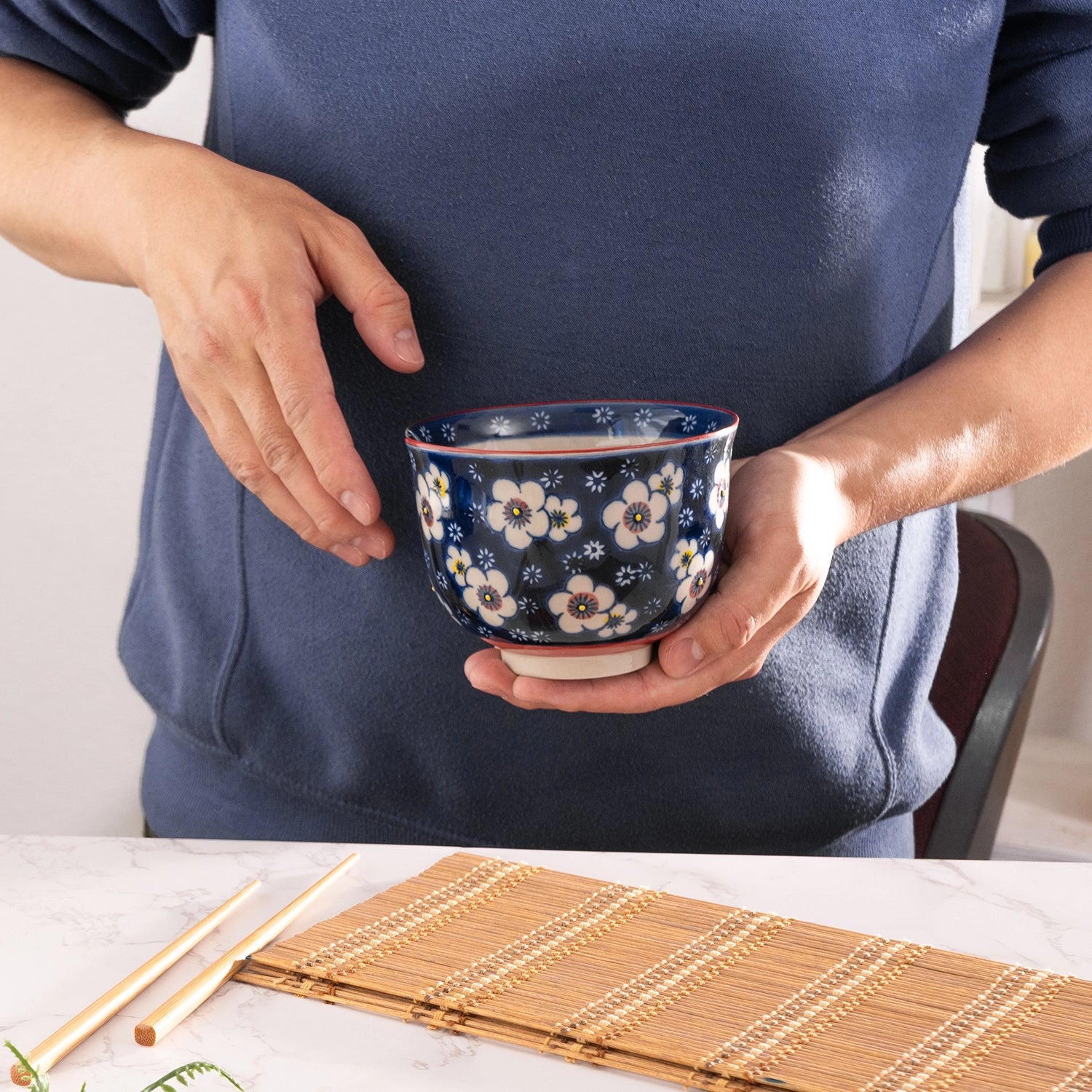 Ume Plum Design 18oz Bowl with Chopsticks Set