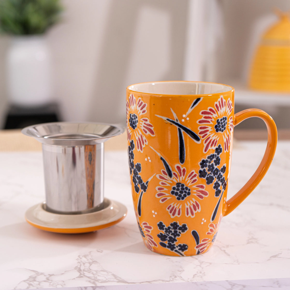 Yellow Flower Mug with Infuser